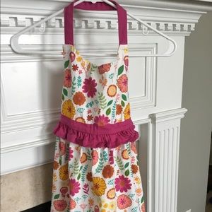 Child Little Girls Floral Baking Apron, LNC